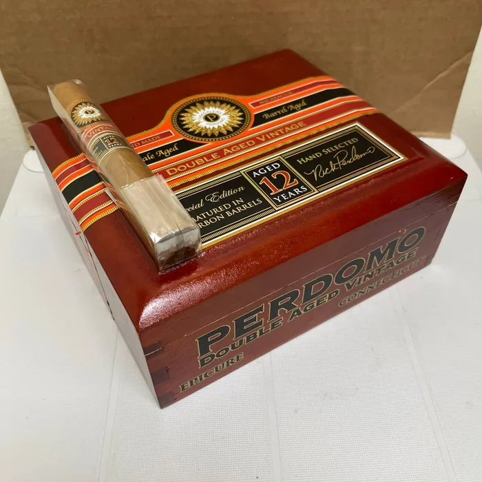 Perdomo Double Aged 12 Year Vintage Connecticut Epicure Toro